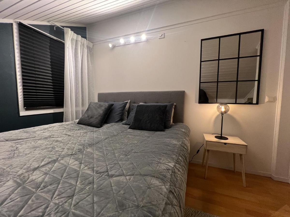 Charming Loft Retreat On Tromso'S Historic Main Street: 3-Minute Stroll To City Square Kültér fotó